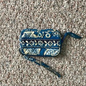 Vera Bradley pouch wristlet